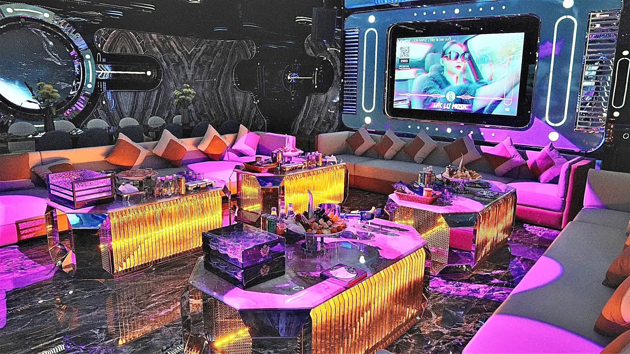 Phòng Karaoke Vừa